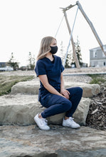 Load image into Gallery viewer, Women’s Two Pocket Scrub Tops