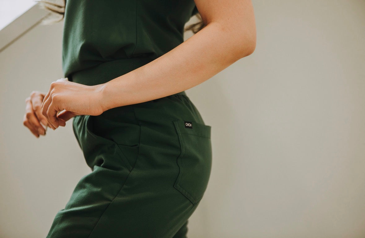 Women’s High-Rise Tailored Scrub Pants