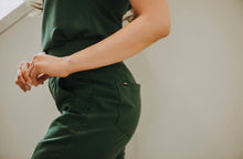 Load image into Gallery viewer, Women’s High-Rise Tailored Scrub Pants
