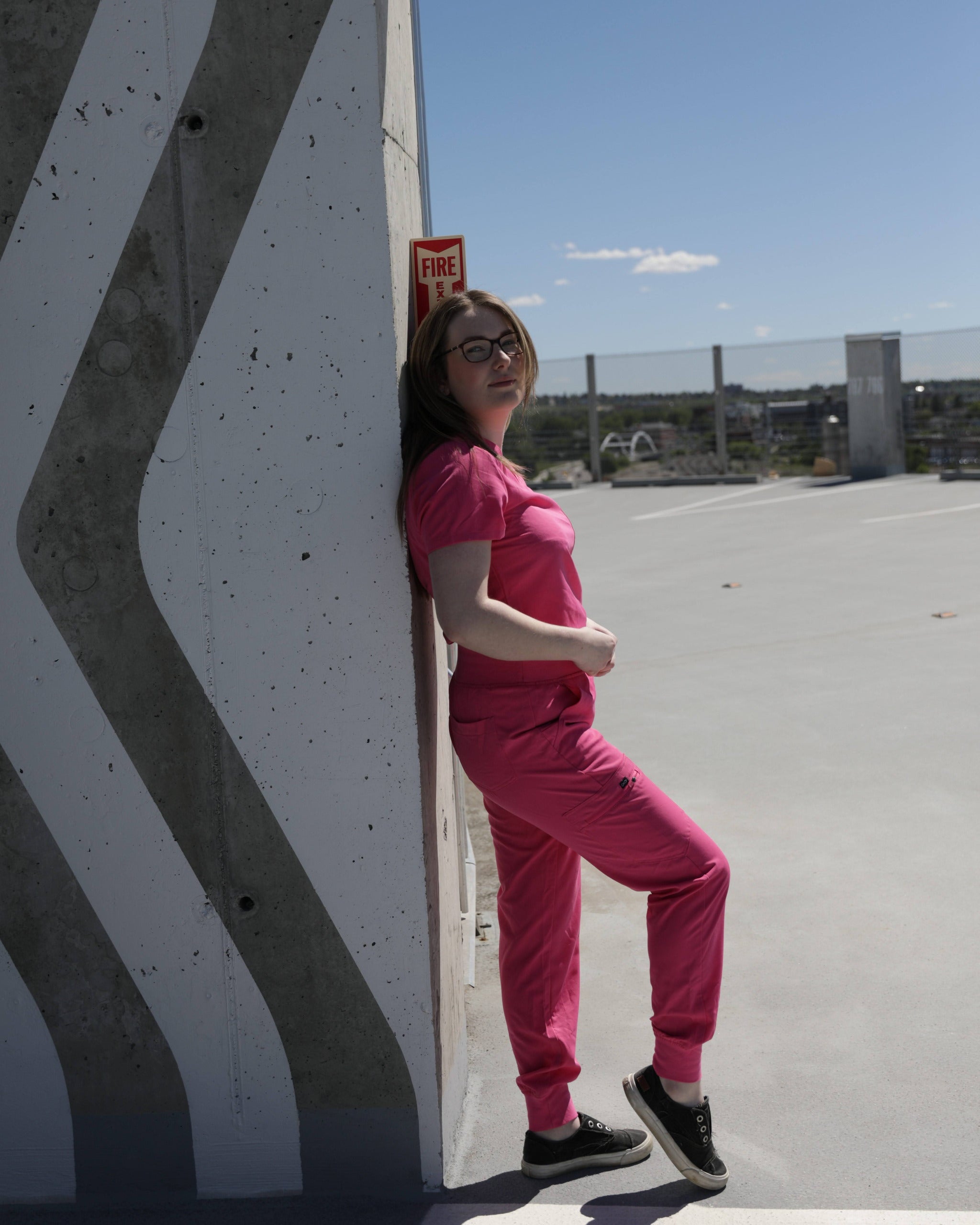 Women's High-Rise Scrub Jogger, Pink