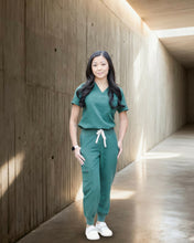 Load image into Gallery viewer, Women's One-Pocket Scrub Top, Forest Green #FOR

